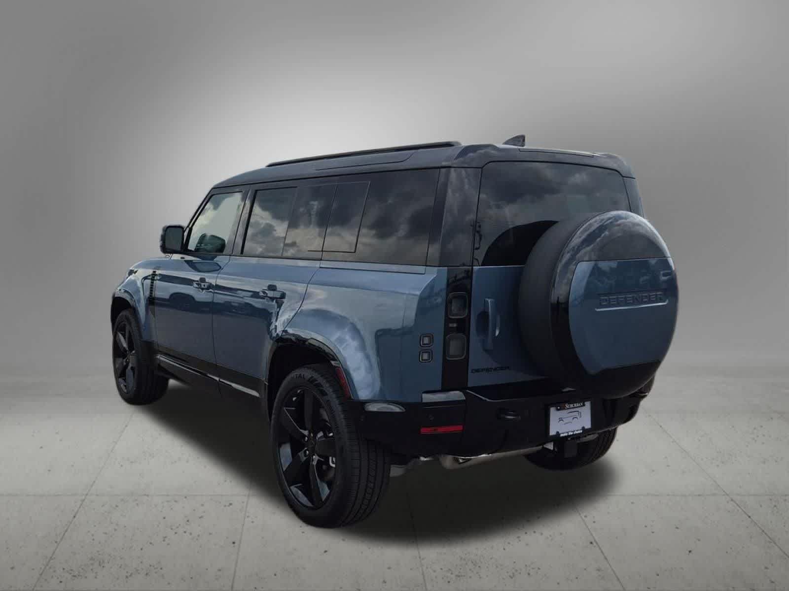 New 2026 Land Rover Defender 110 X-Dynamic SE AWD/4WD image 4