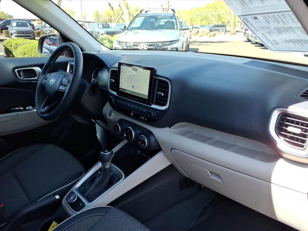 Certified 2025 Hyundai Venue Limited image 11