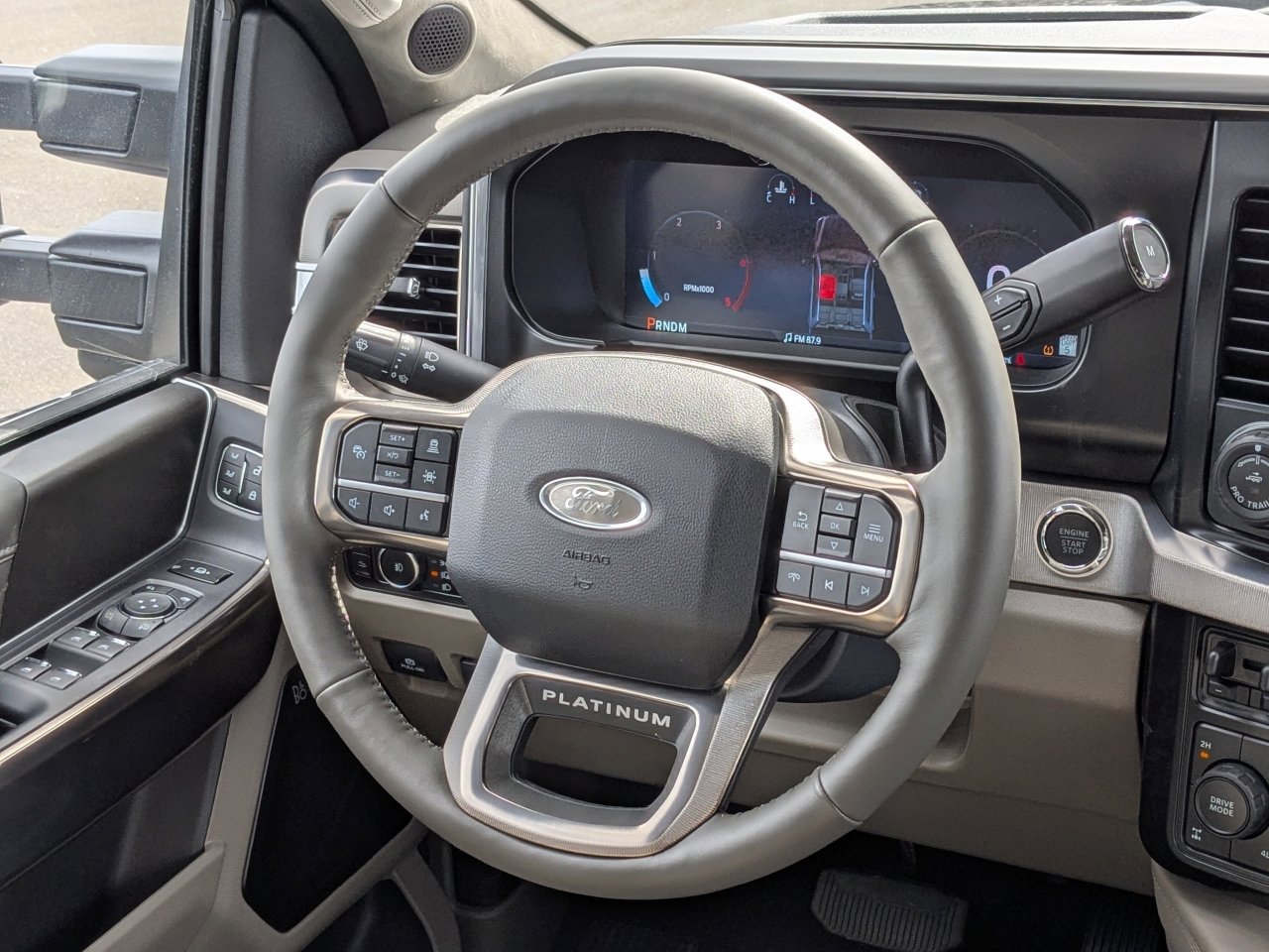 New 2026 Ford F250 Platinum w/ Platinum Plus Package image 18