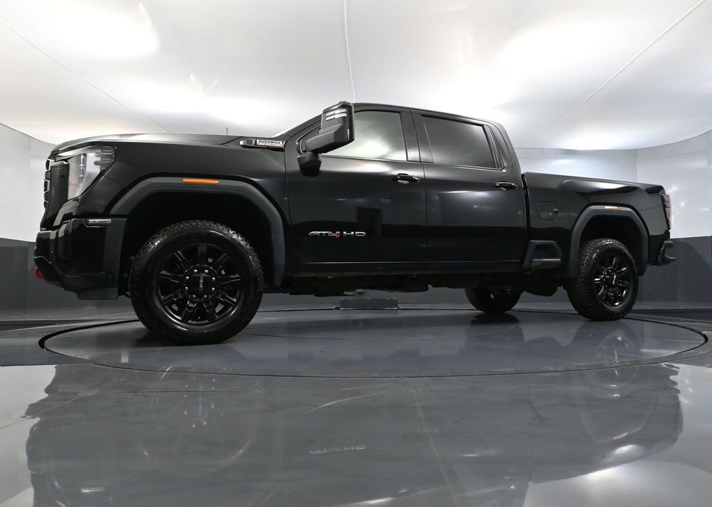 Used 2025 GMC Sierra 3500 AT4 image 60
