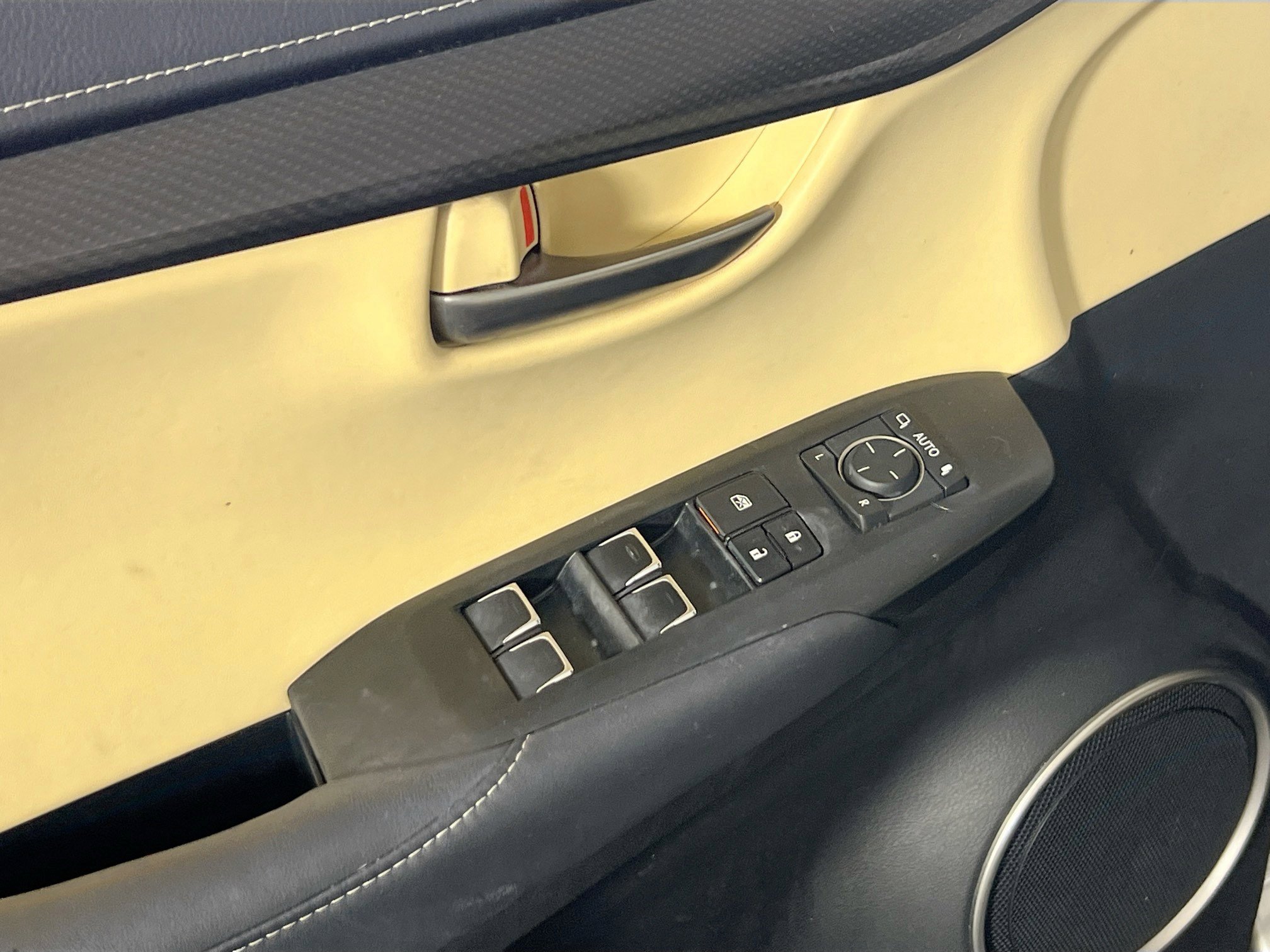 Used 2020 Lexus NX 300 AWD w/ Comfort Package image 17