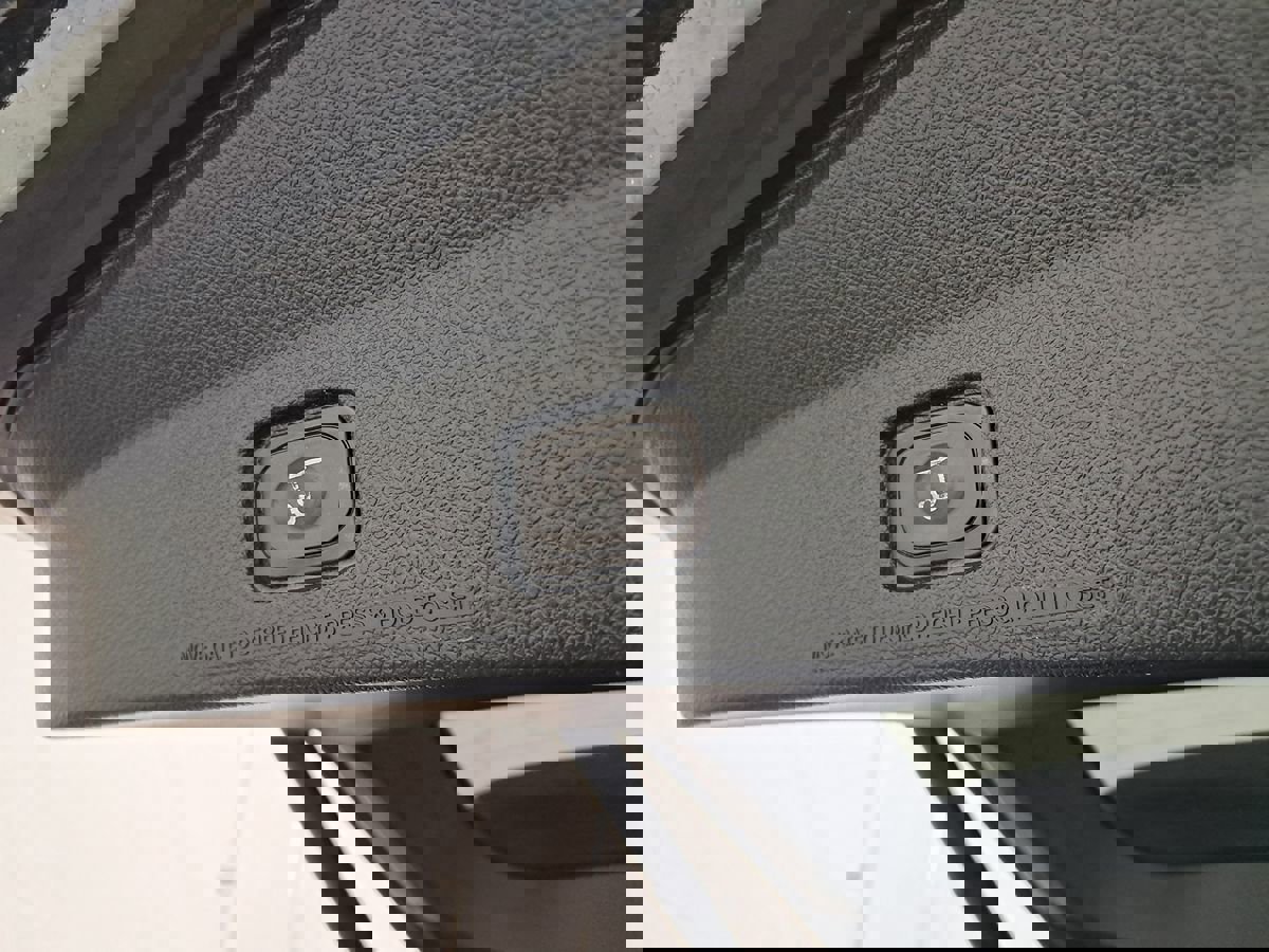 Used 2019 Ford Explorer XLT w/ Equipment Group 201A image 32