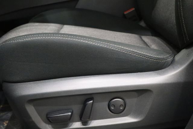 Used 2024 Nissan Rogue SV image 19