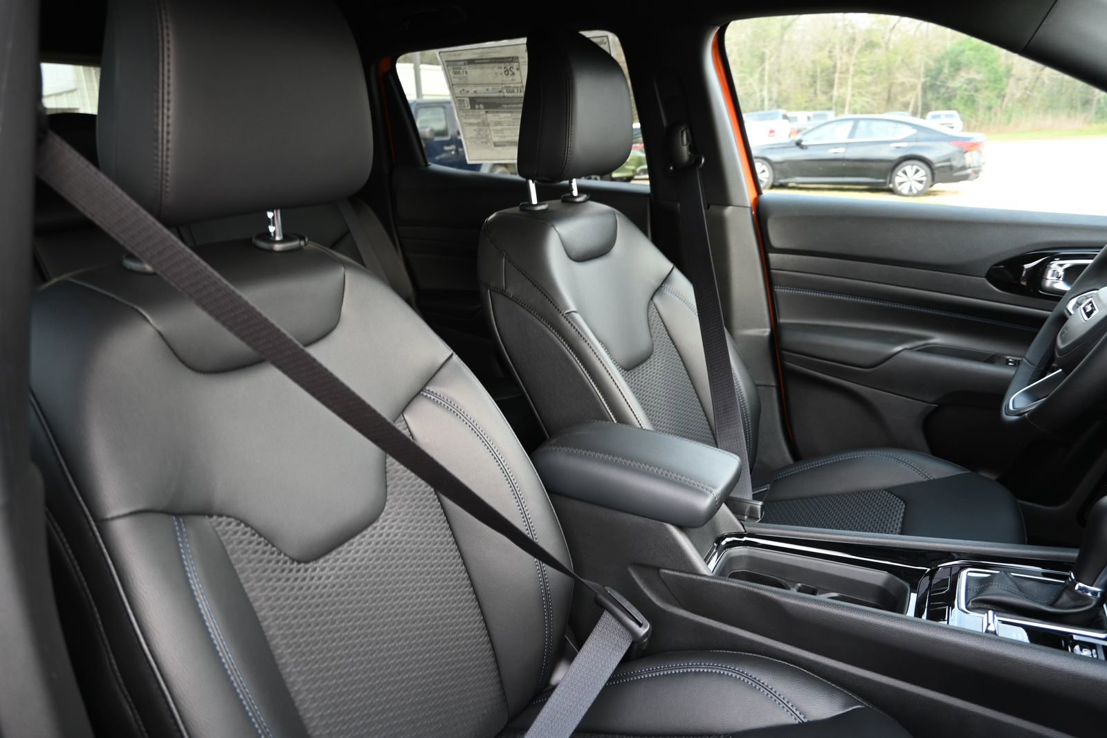 New 2026 Jeep Compass Latitude image 25