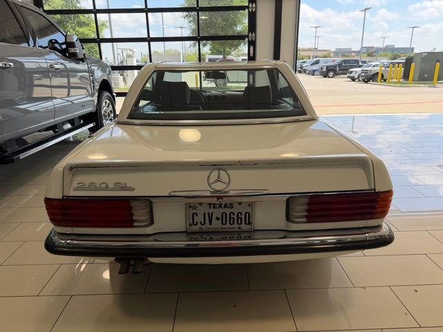 Used 2017 Ford F250 XLT w/ XLT Premium Package image 5