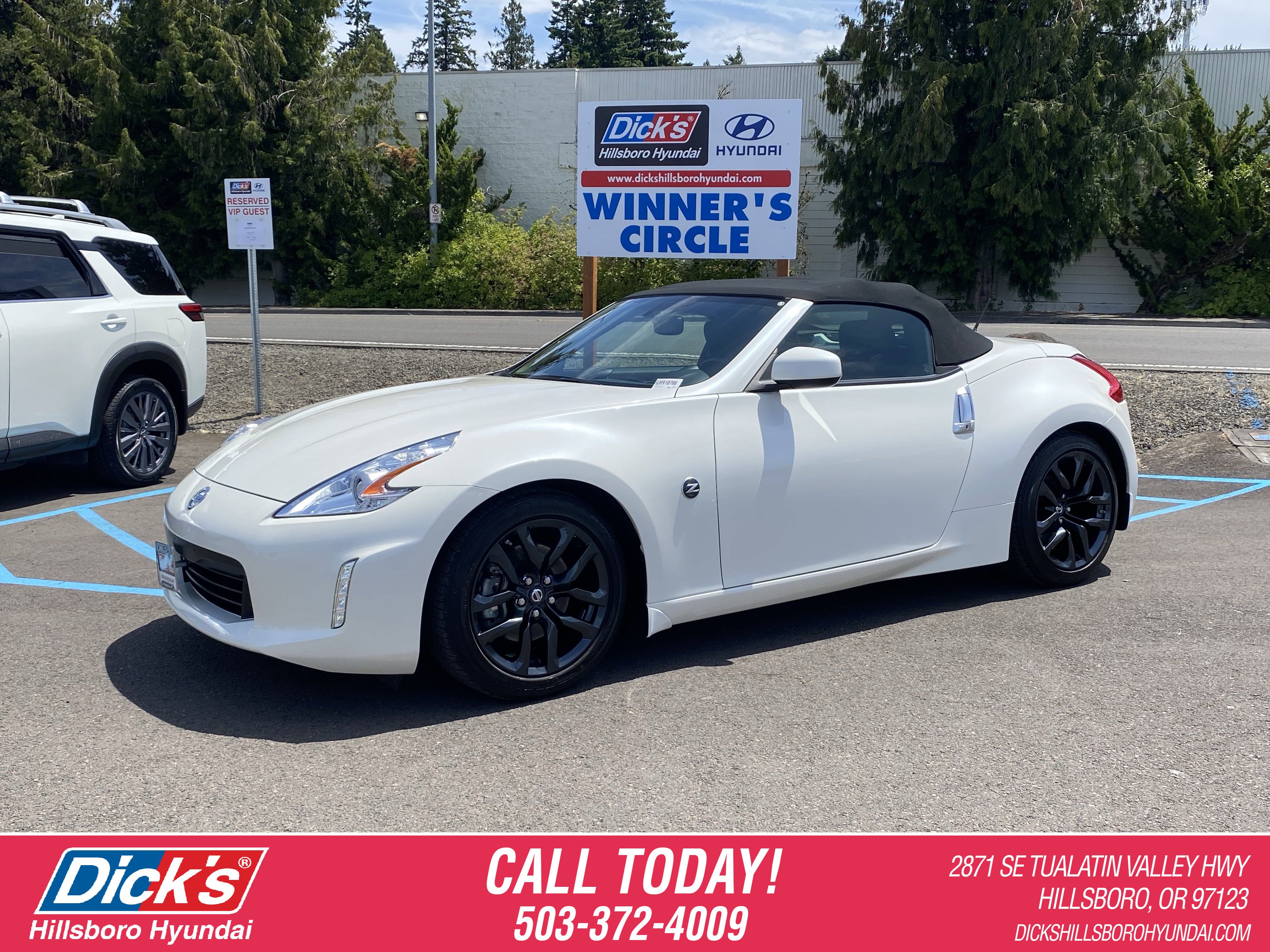 Used 2016 Nissan 370Z Roadster