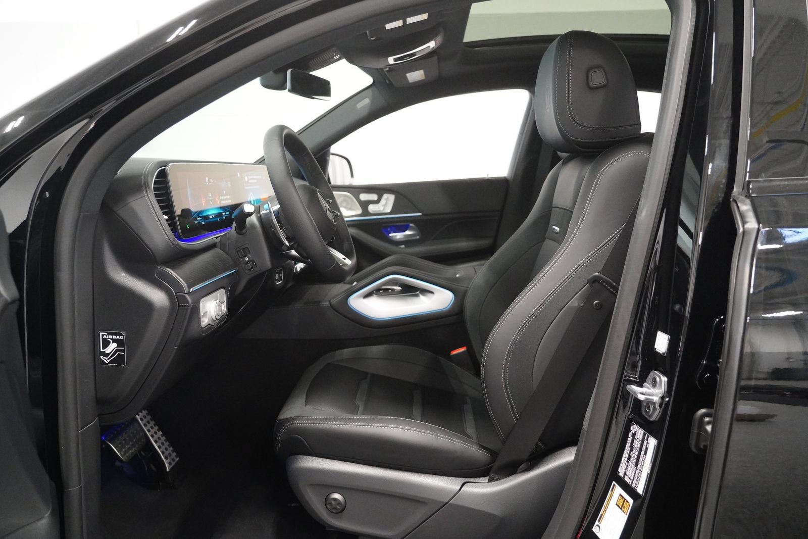 New 2026 Mercedes-Benz GLE 53 AMG 4MATIC Coupe image 14