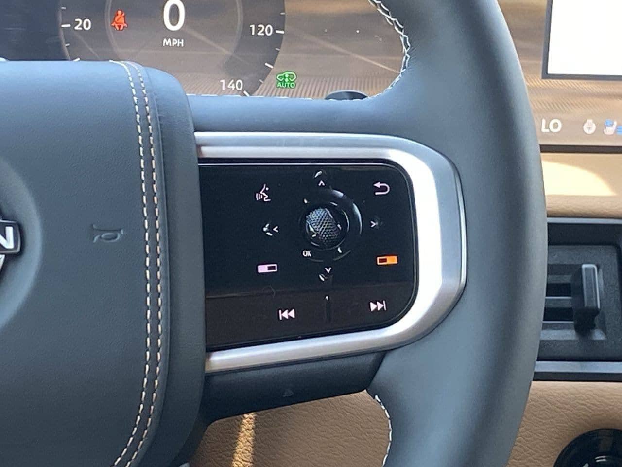 New 2026 Nissan Armada Platinum Reserve AWD/4WD image 28