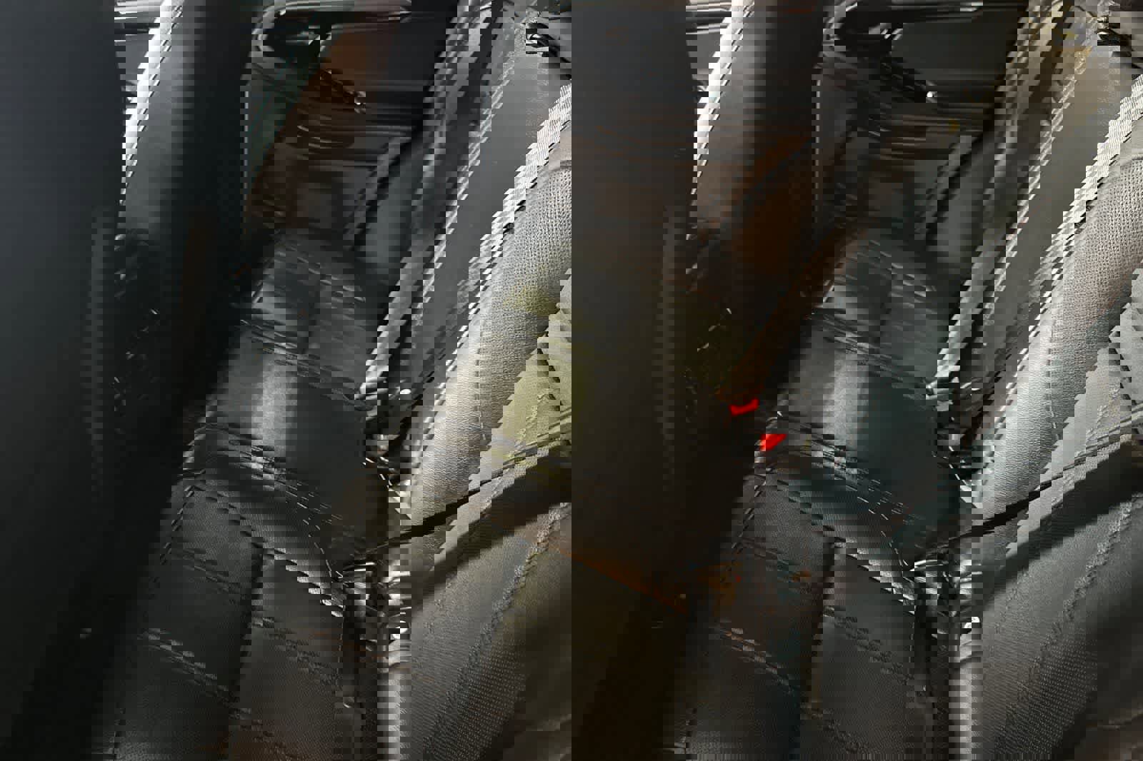 Used 2023 Land Rover Range Rover Evoque R-Dynamic S image 5