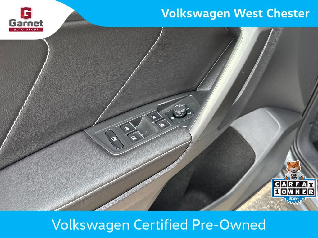 Certified 2023 Volkswagen Tiguan SE FWD image 12