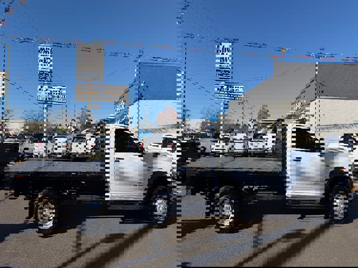 Used 2023 RAM 5500 SLT w/ Quick Order Package 2YG SLT image 10