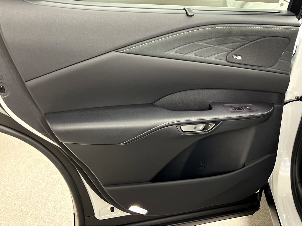 New 2026 Lexus RX 450h AWD image 18