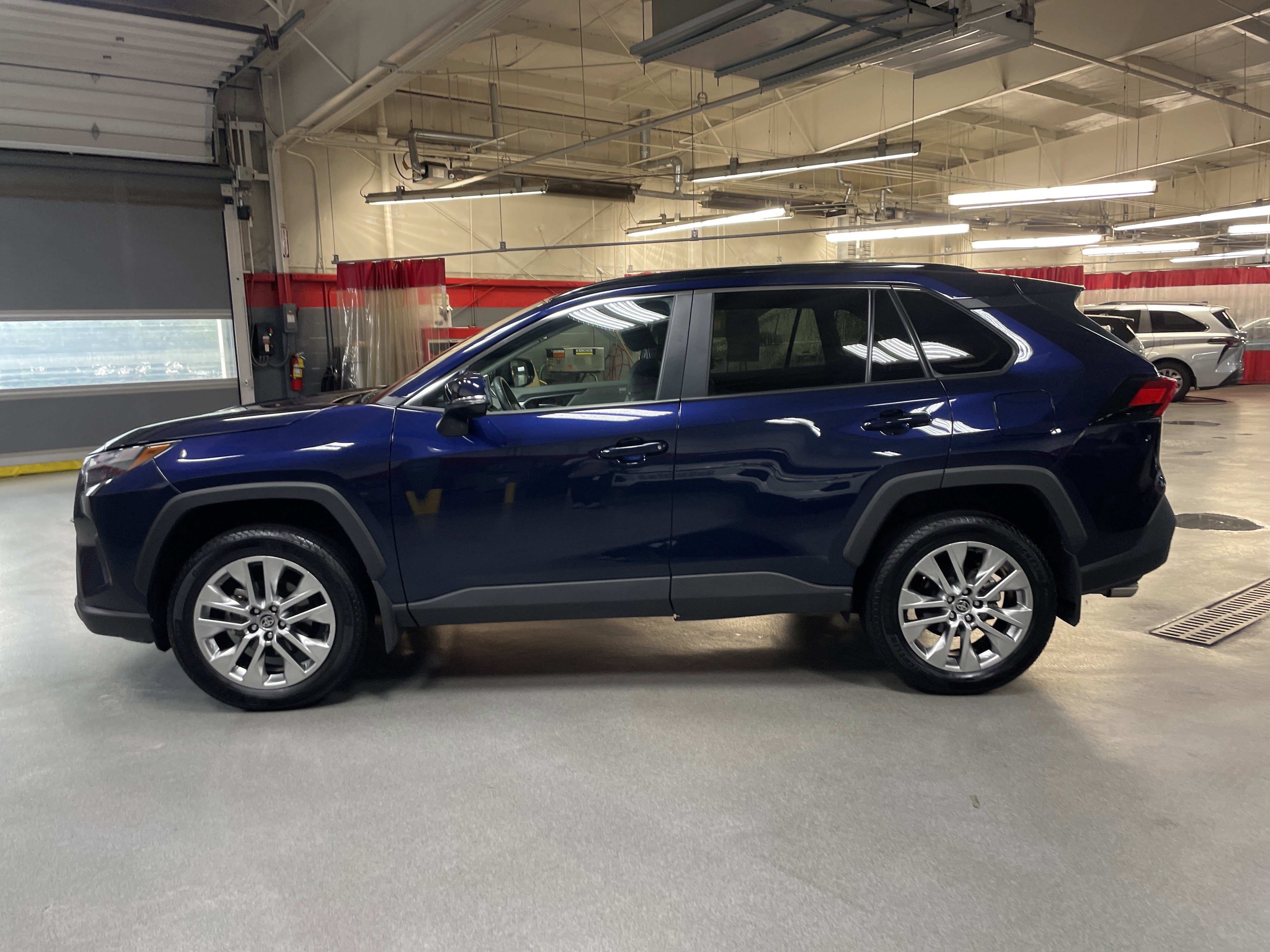 Certified 2025 Toyota RAV4 XLE Premium FWD image 7