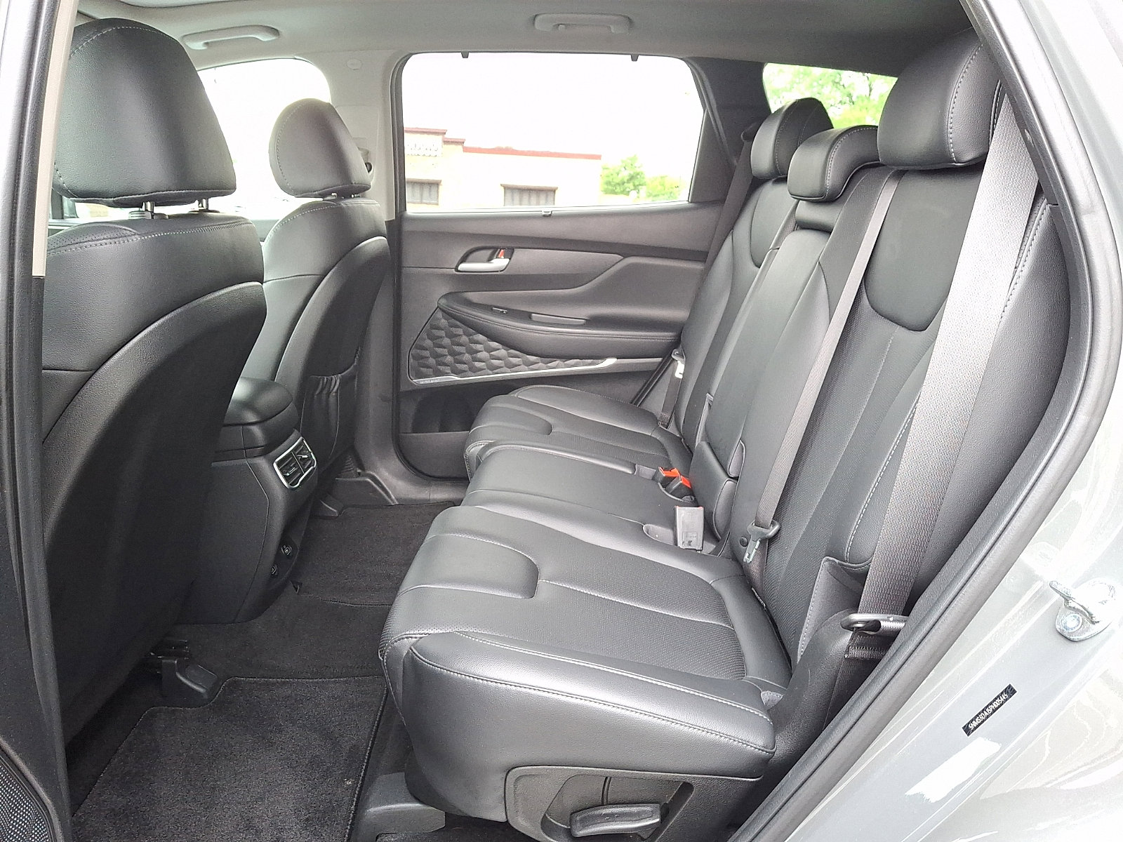 Used 2023 Hyundai Santa Fe SEL Premium w/ Cargo Package AWD/4WD image 10