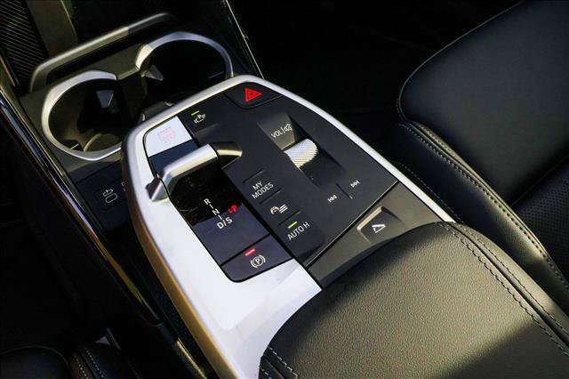 New 2027 BMW X1 xDrive28i AWD/4WD image 18
