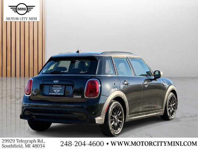 Certified 2024 MINI Cooper 4-Door Hardtop FWD image 4