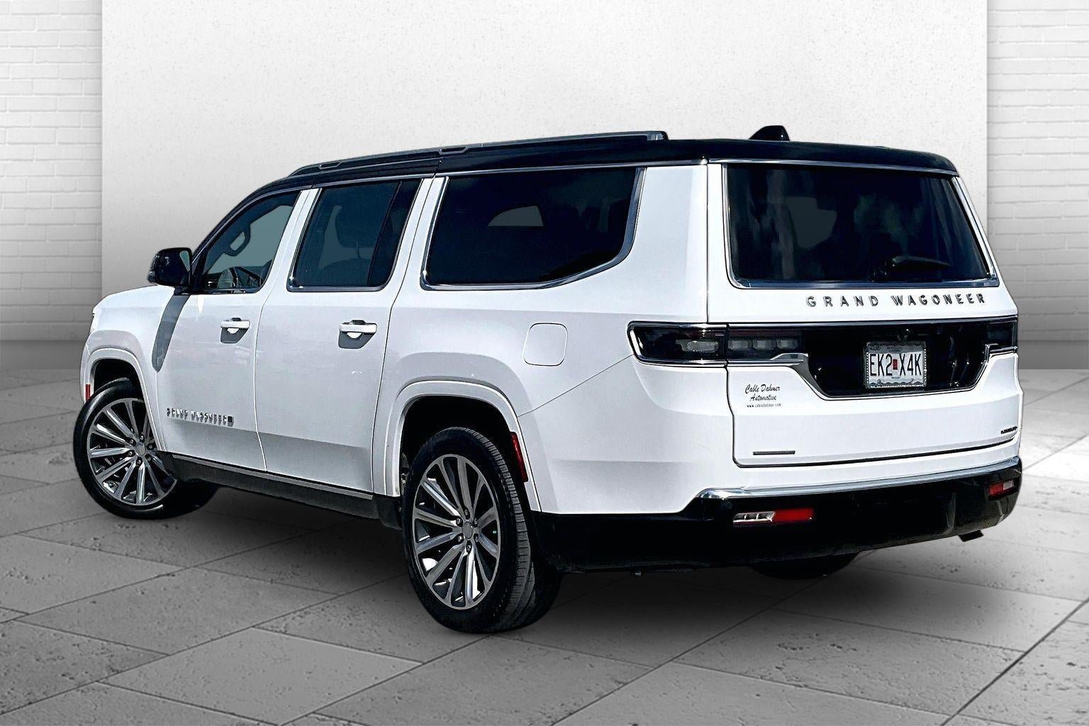 Used 2023 Jeep Grand Wagoneer L Series II AWD/4WD image 9