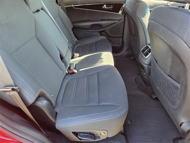 Used 2020 Kia Sorento S image 15