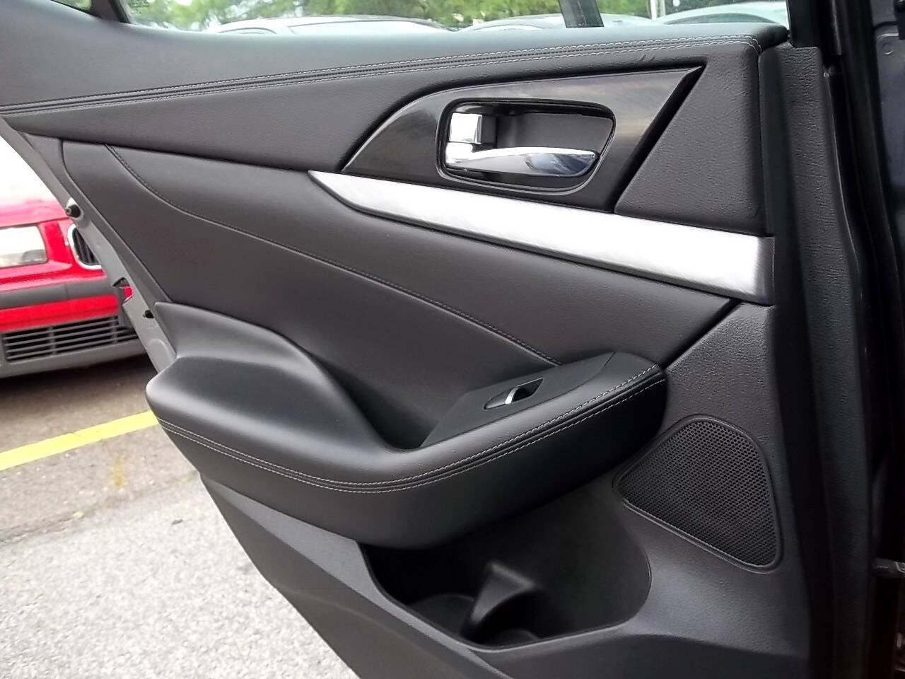 Used 2016 Nissan Maxima 3.5 SV FWD image 12