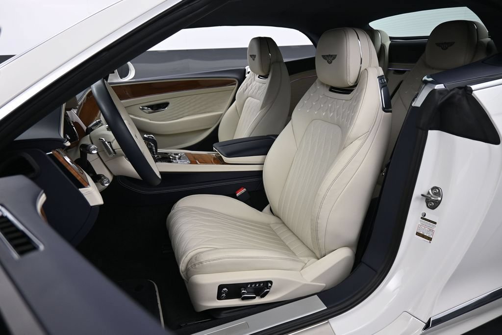 Used 2026 Bentley Continental GT Azure AWD/4WD image 5