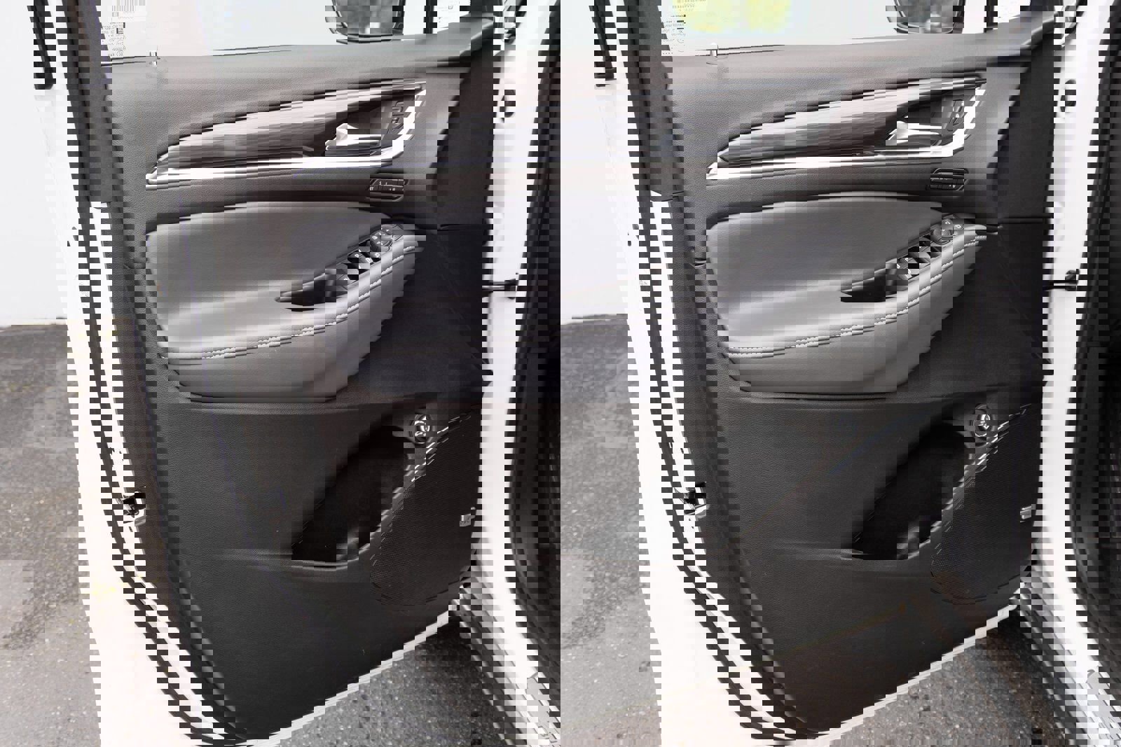 Used 2023 Buick Enclave Premium image 14