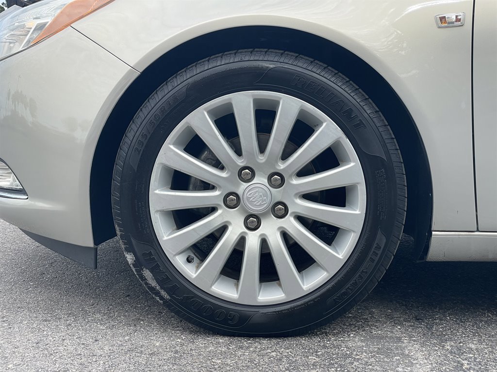 Used 2011 Buick Regal CXL w/ RL3 Preferred Equipment Group FWD image 35