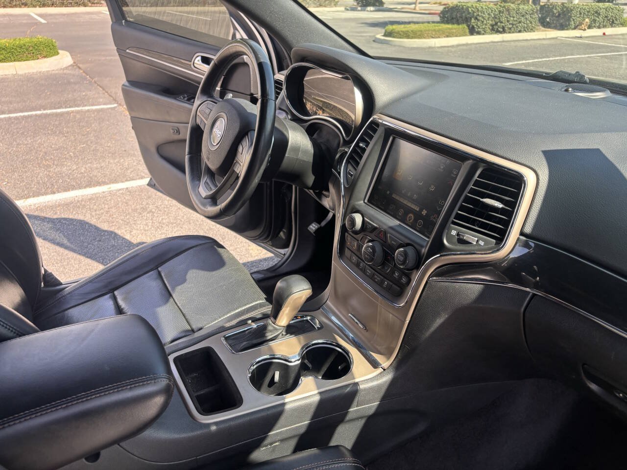 Used 2016 Jeep Grand Cherokee Limited 75th Anniversary RWD image 23