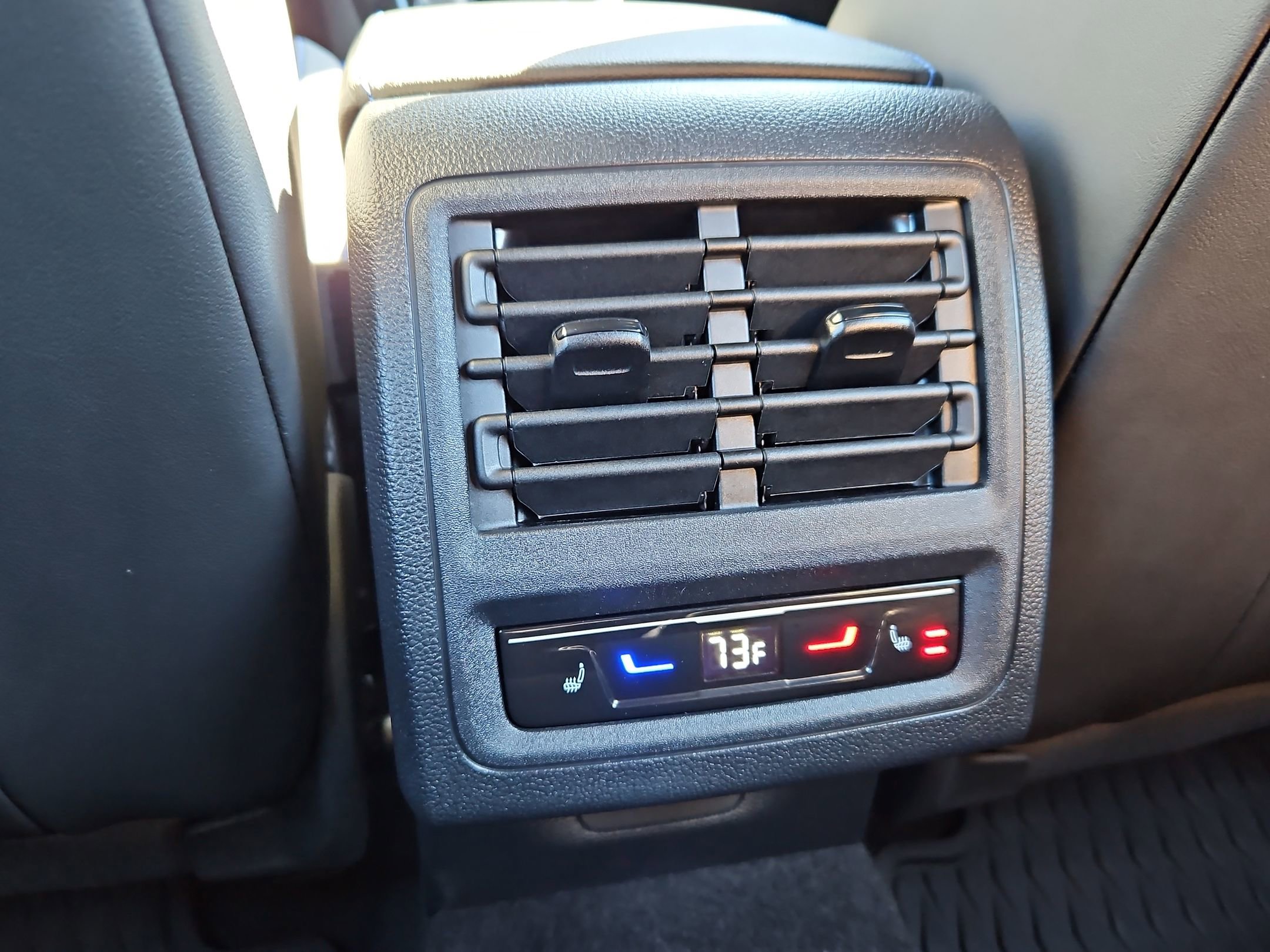 Used 2025 Volkswagen Golf R Black Edition image 23