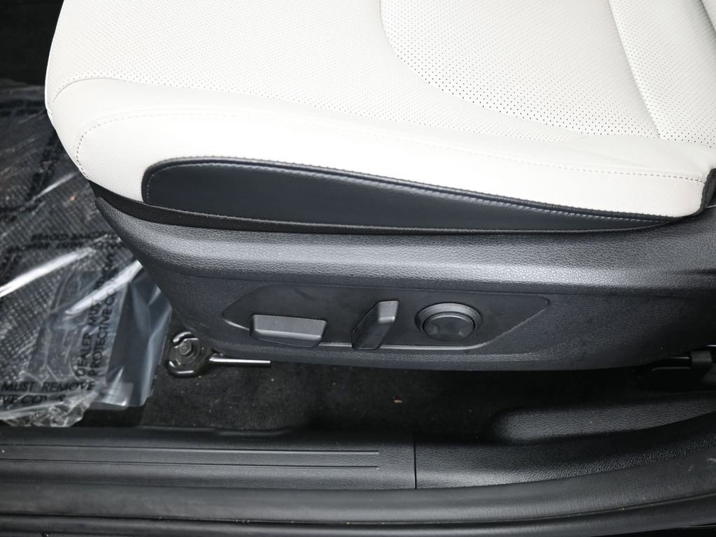 Used 2024 Kia Sportage EX image 15