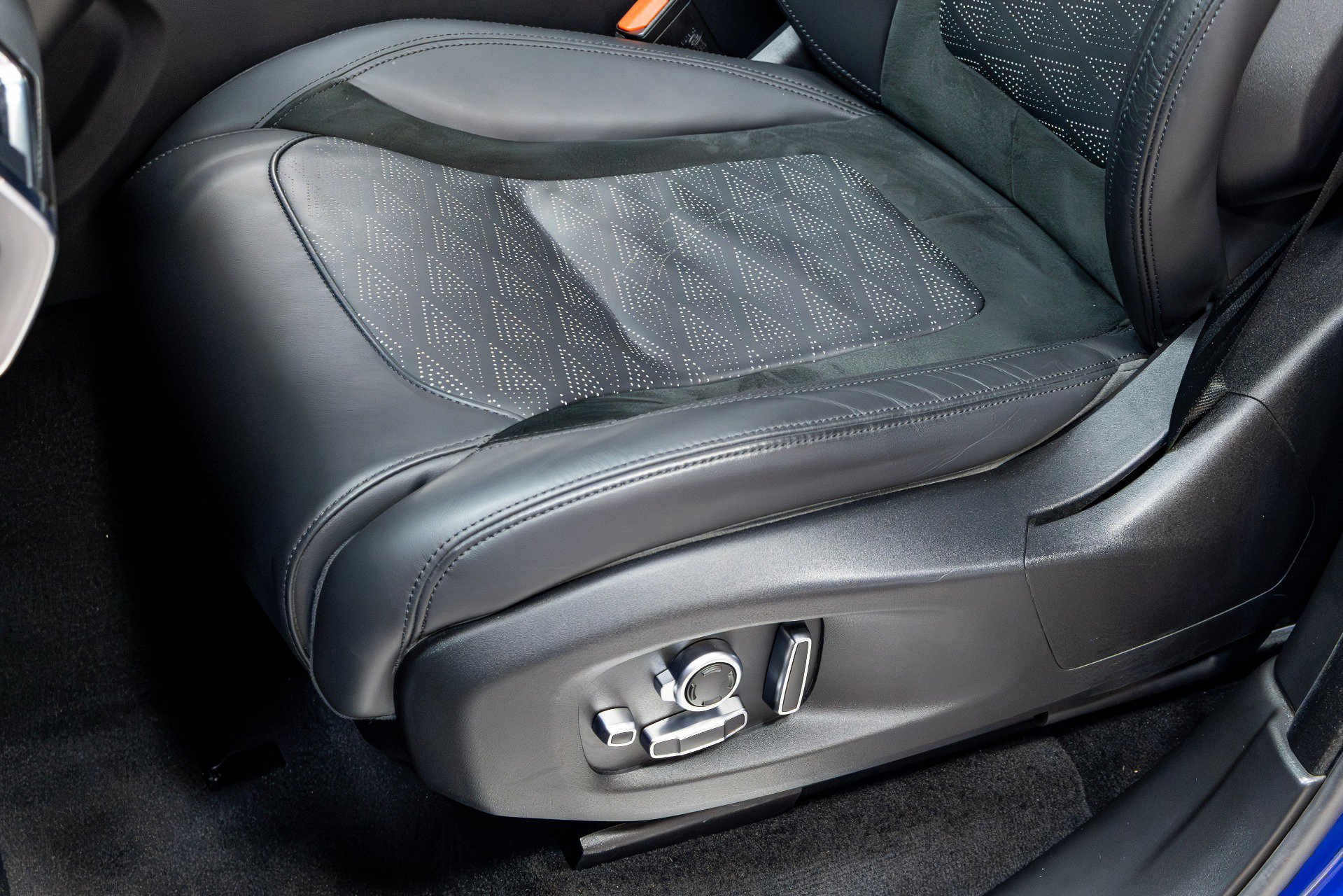 Used 2022 Land Rover Range Rover Sport SVR image 7