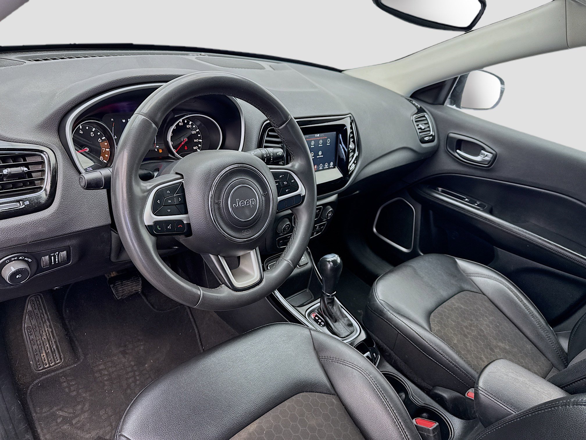 Used 2021 Jeep Compass Latitude FWD image 7