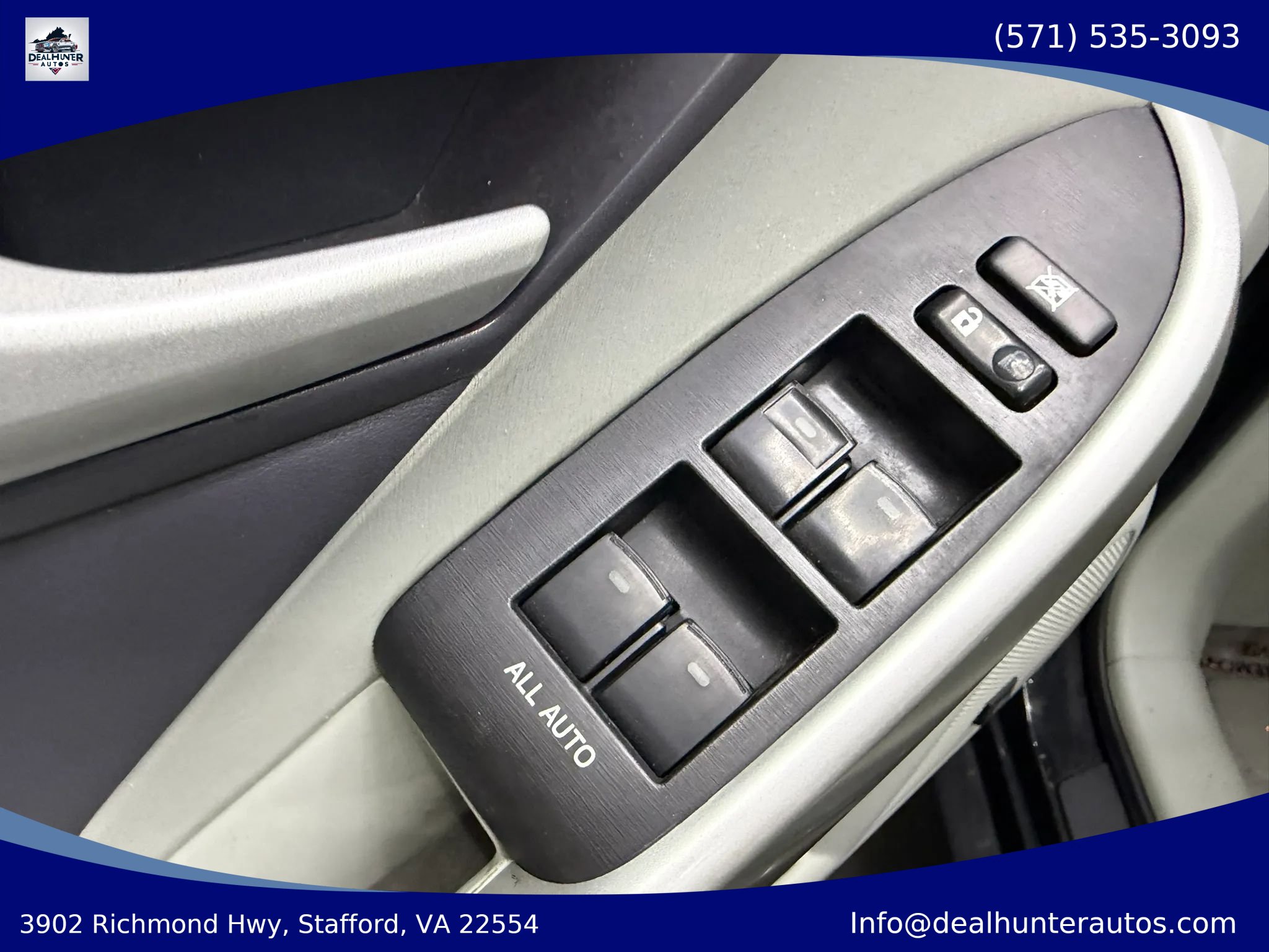 Used 2010 Toyota Prius Five FWD image 22