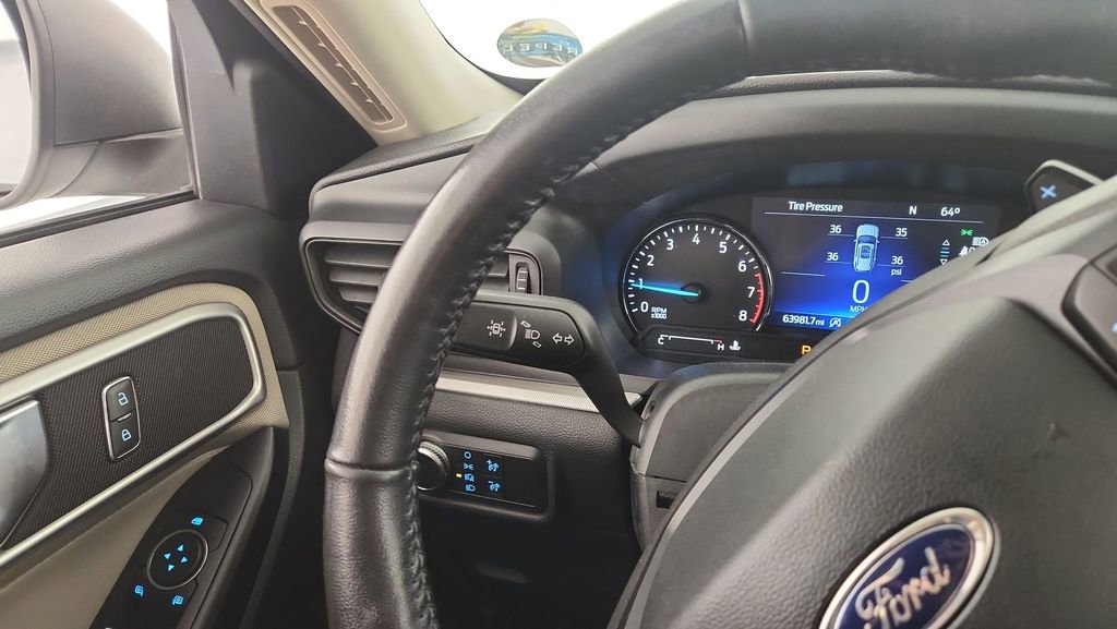 Used 2020 Ford Explorer XLT w/ Comfort Package AWD/4WD image 20