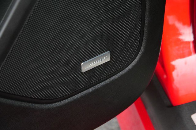 Used 2015 Chevrolet SS / 6.2L V8 / Sunroof / Heated & image 12