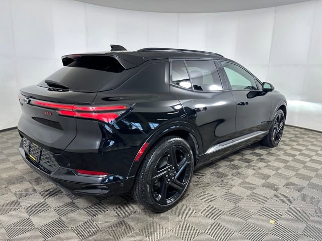 Used 2024 Chevrolet Equinox EV RS image 3