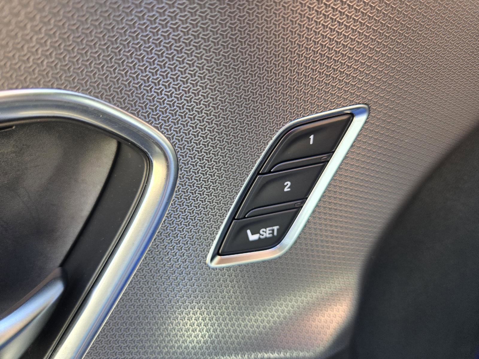 Certified 2025 Acura RDX A-Spec image 18