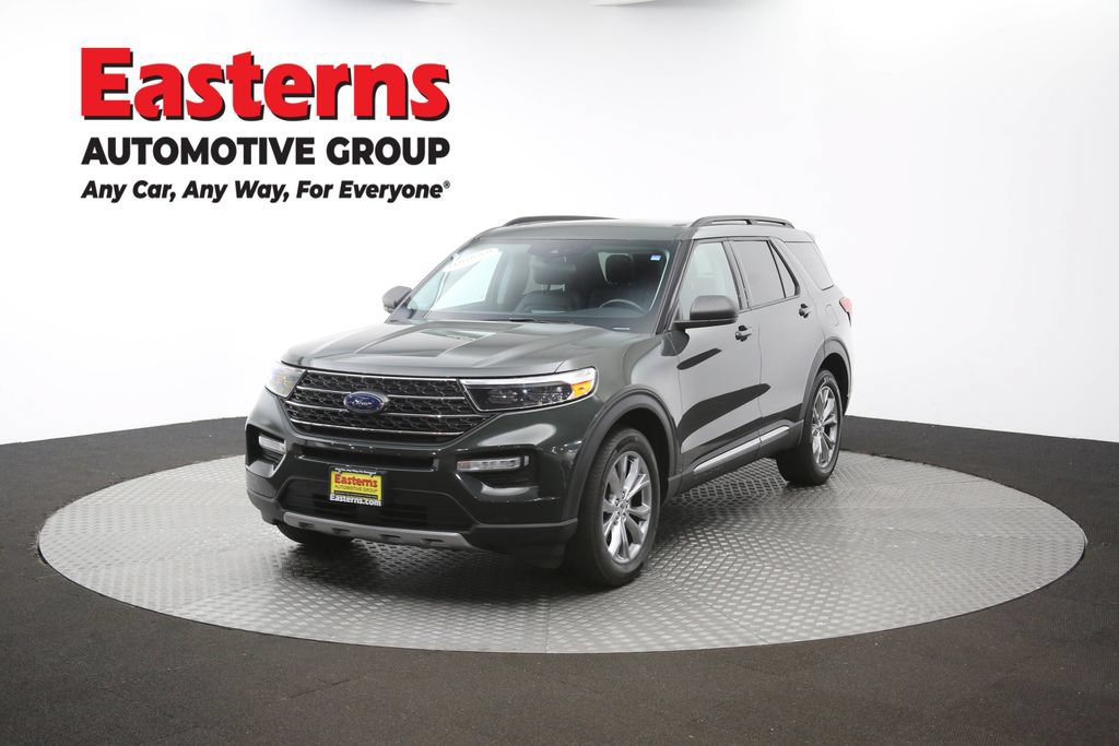 Used 2022 Ford Explorer XLT w/ Equipment Group 202A AWD/4WD image 58