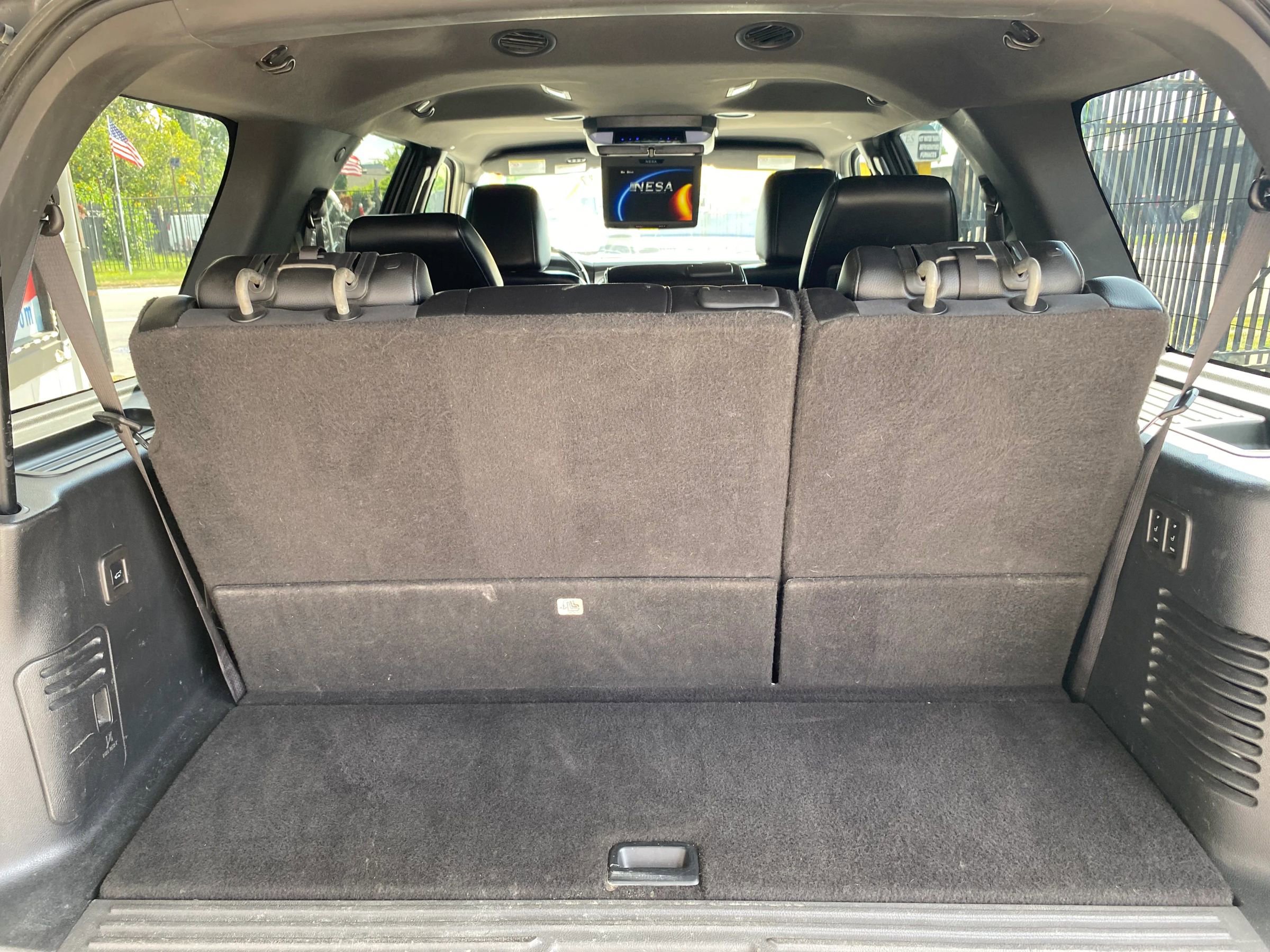 Used 2013 Ford Expedition Limited image 11