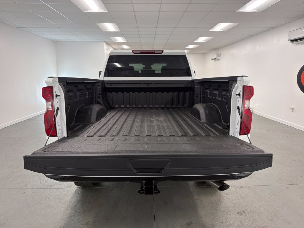 New 2026 Chevrolet Silverado 2500 Custom w/ Custom Convenience Package AWD/4WD image 9