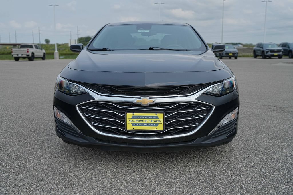 Used 2024 Chevrolet Malibu LT FWD image 2