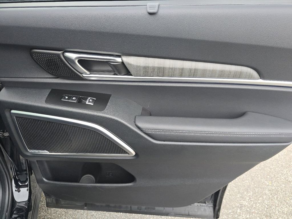Used 2025 Kia Telluride SX Prestige image 25
