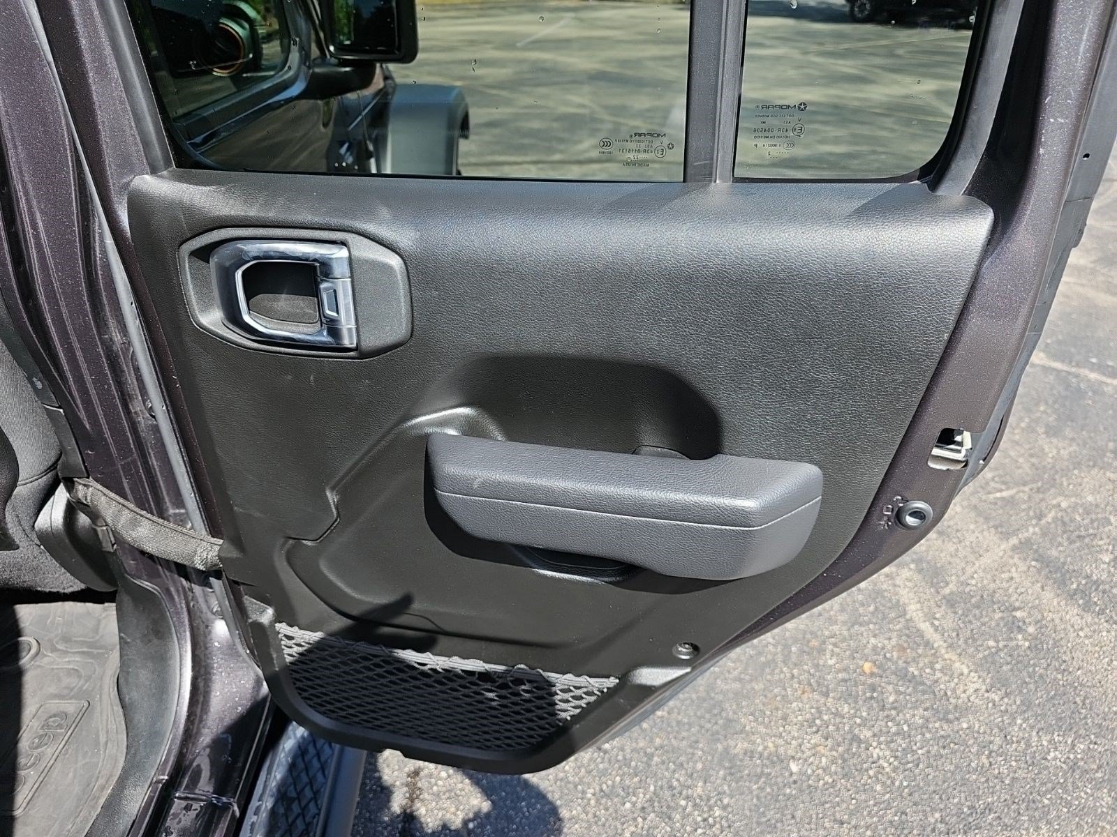 Used 2022 Jeep Gladiator Mojave w/ Cold Weather Group AWD/4WD image 16