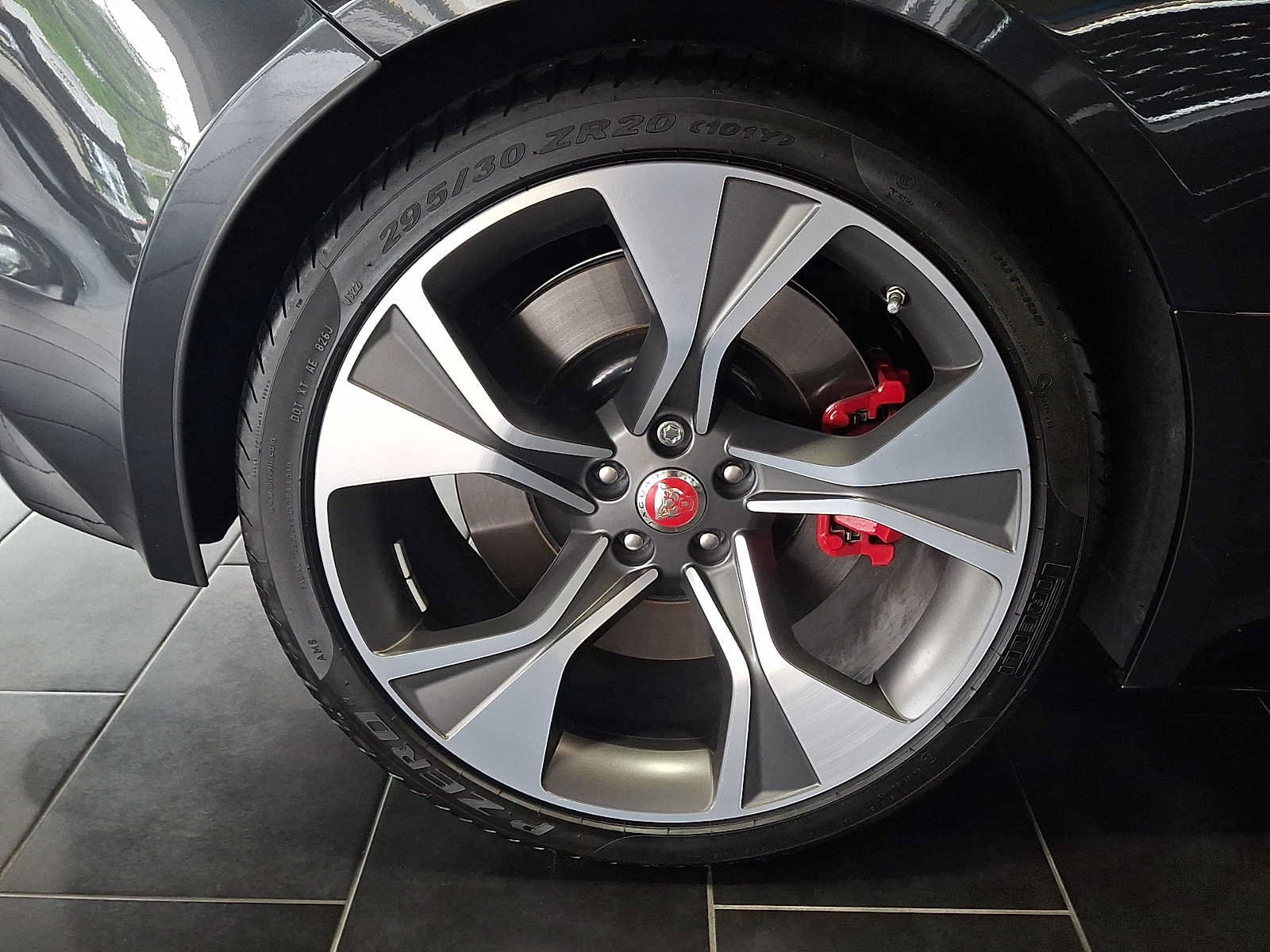 Used 2023 Jaguar F-TYPE R-Dynamic AWD/4WD image 8