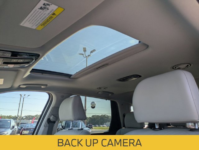 Used 2024 Hyundai Palisade SEL w/ Premium Package AWD/4WD image 18