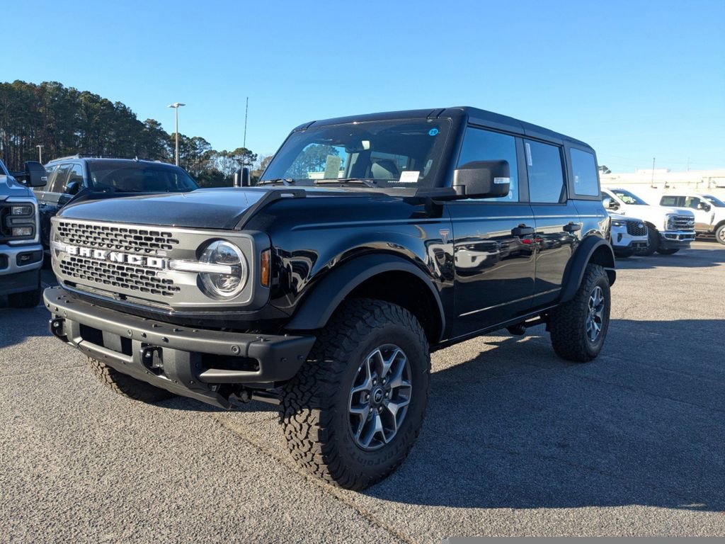 New 2025 Ford Bronco Badlands image 8
