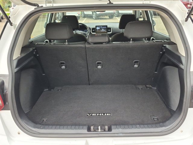 Used 2022 Hyundai Venue SEL FWD image 24