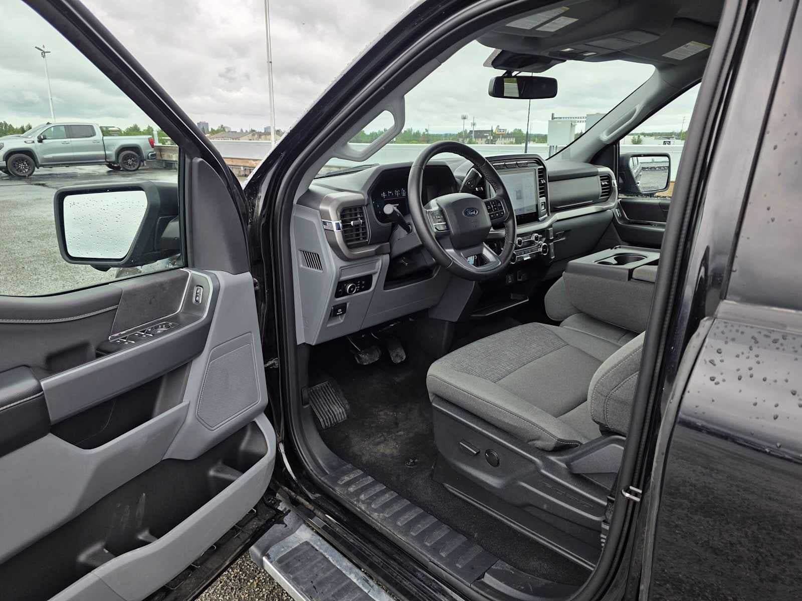 Used 2024 Ford F150 XLT w/ Tow/Haul Package AWD/4WD image 19