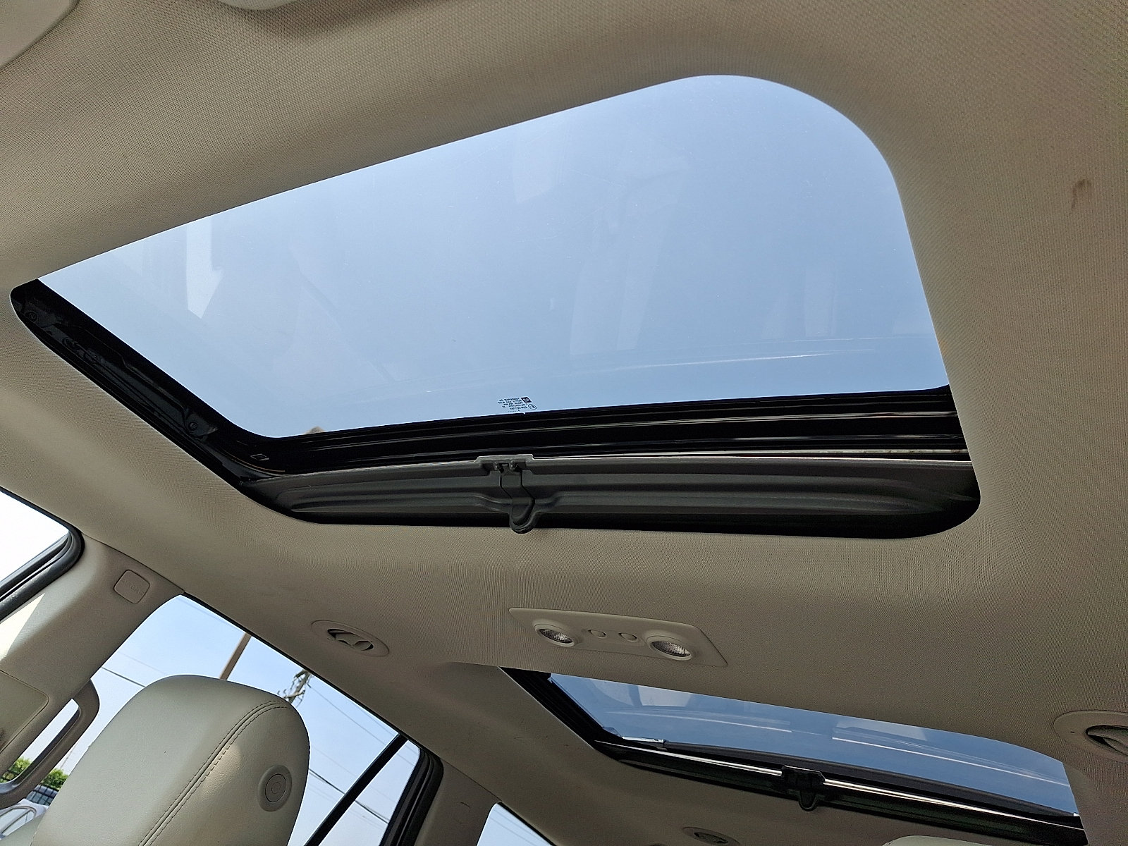 Used 2017 Buick Enclave Premium w/ Experience Buick Package FWD image 15