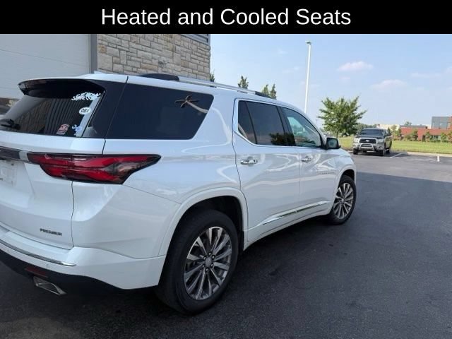 Used 2022 Chevrolet Traverse Premier w/ LPO, Floor Liner Package AWD/4WD image 4