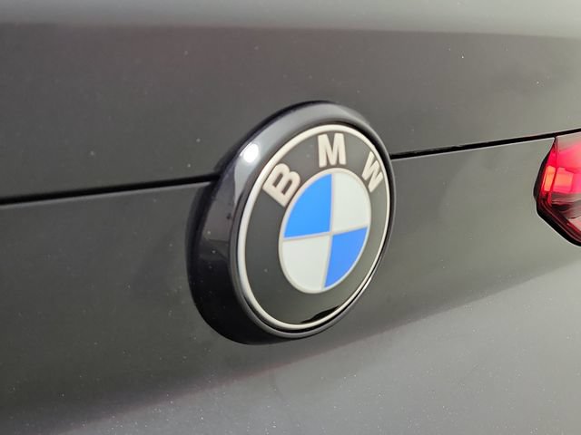 Used 2022 BMW X6 xDrive40i w/ M Sport Package AWD/4WD image 5